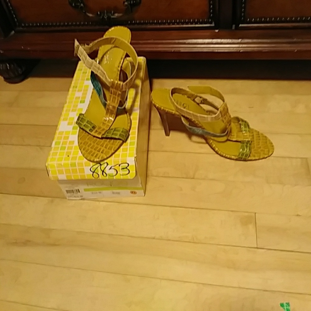 Shoes